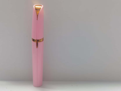 LED eyebrow trimmer with 18K gold-plated head for painless shaping