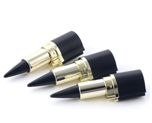 Water-activated eyeliner pen for precise and smooth makeup application